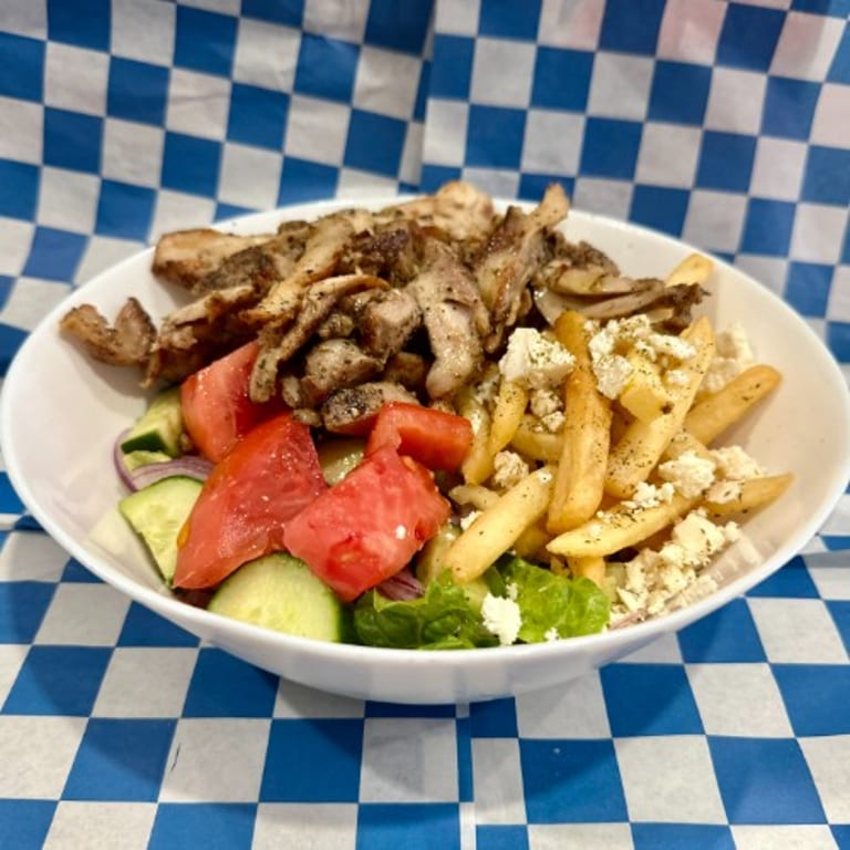 Delicious Gyro Platter Awaits